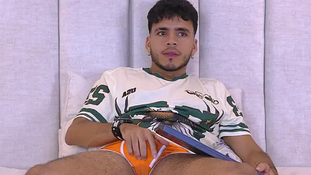 AlexanderJordan online show from 16, 11, 2025