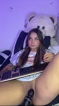 AnnyLopezzz  online show from 6, 1, 2026