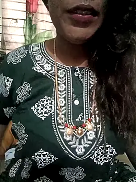 Snapshot of Spoorthi6_Kannada_Telugu chatting on 29, 9, 2025 Spoorthi6 Kannada Telugu online show from 29, 9, 2025