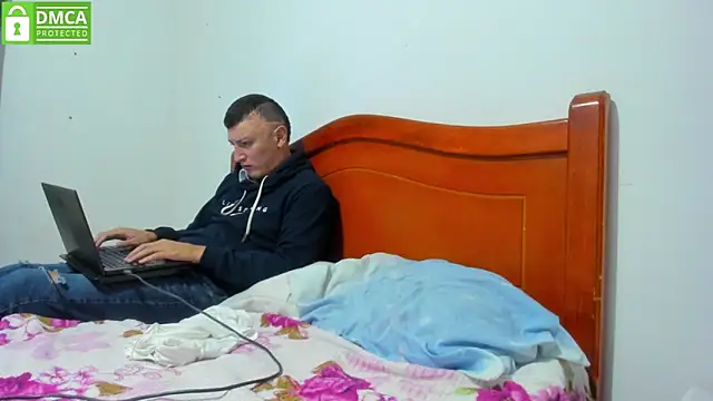 Snapshot of No_Limits_PVT chatting on 26, 10, 2025 No Limits PVT online show from 26, 10, 2025