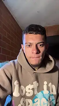 Mrjustin sebas online show from 15, 4, 2026