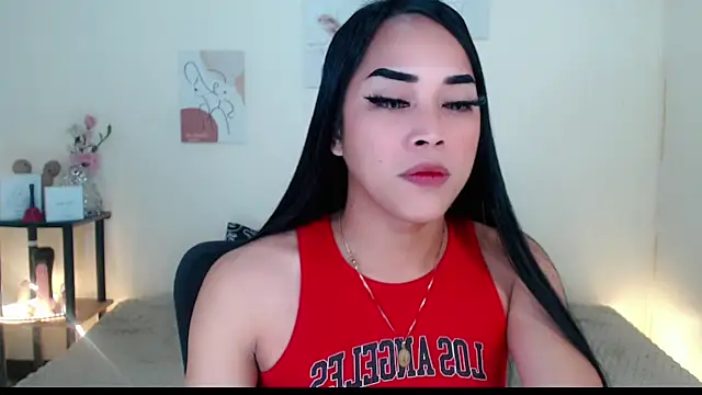 Lessandra Lust online show from 11, 11, 2025