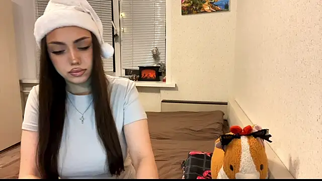 Snapshot of Leaf_Unto chatting on 20, 11, 2025 Leaf Unto online show from 20, 11, 2025