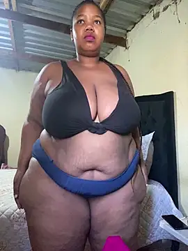 Curvycandy95 online show from 10, 6, 2026