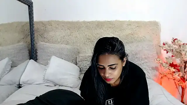 Snapshot of indianchic89 chatting on 27, 2, 2025 indianchic89 online show from 27, 2, 2025