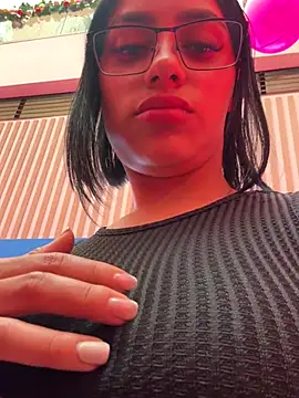 Snapshot of AlannaEvons chatting on 13, 12, 2025 AlannaEvons online show from 13, 12, 2025