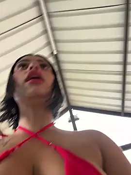 Snapshot of AlannaEvons chatting on 19, 12, 2025 AlannaEvons online show from 19, 12, 2025