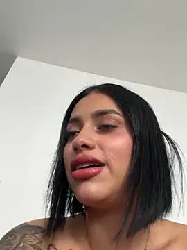 Snapshot of AlannaEvons chatting on 21, 12, 2025 AlannaEvons online show from 21, 12, 2025