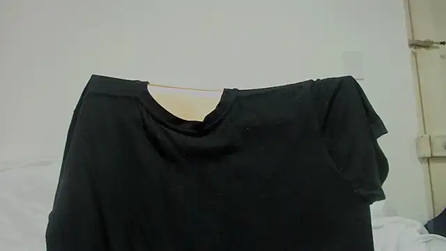 Snapshot of Rocky_Muscle chatting on 12, 7, 2026 Rocky Muscle online show from 12, 7, 2026