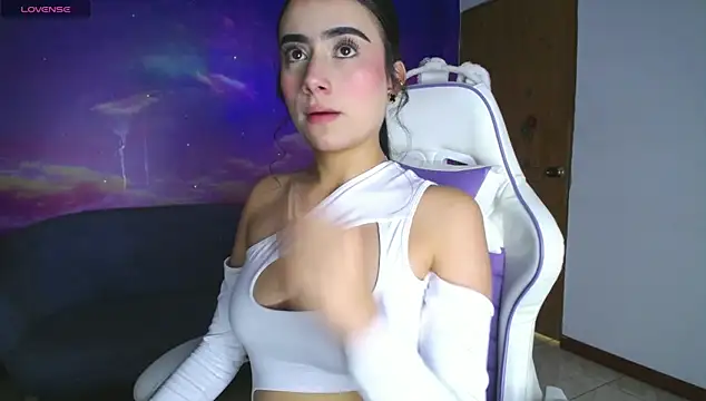 Snapshot of Summer_rusth chatting on 9, 10, 2025 Summer rusth online show from 9, 10, 2025