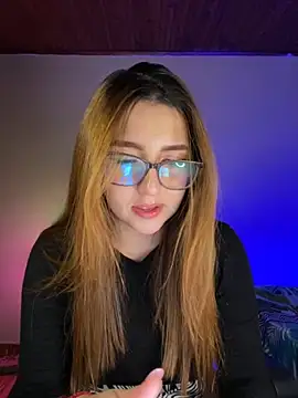 CoraVibes online show from 18, 9, 2025