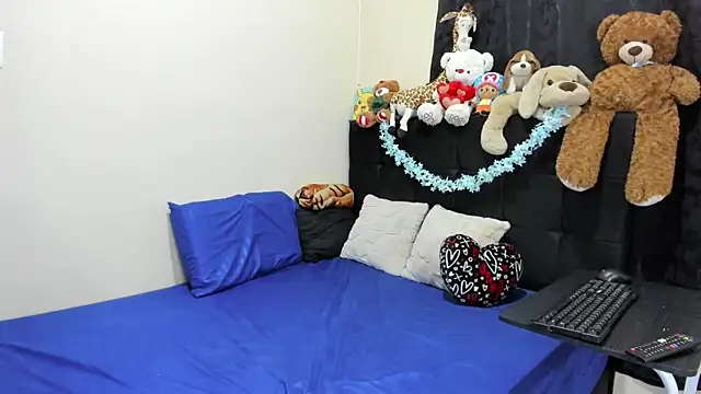 Snapshot of zusan_king_ chatting on 5, 7, 2026 zusan king online show from 5, 7, 2026