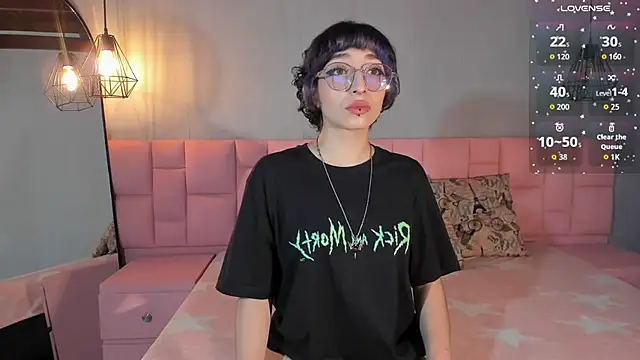Snapshot of Lexyy_Bluee chatting on 15, 9, 2025 Lexyy Bluee online show from 15, 9, 2025