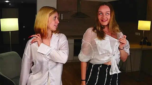 HermelindaKopczyk online show from 12, 9, 2025