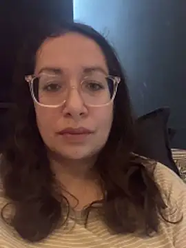 Snapshot of RosaFreya chatting on 13, 3, 2026 RosaFreya online show from 13, 3, 2026
