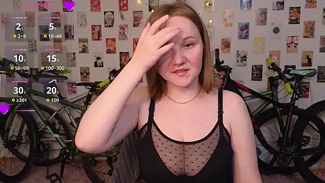 BellaMurrr online show from 18, 11, 2025