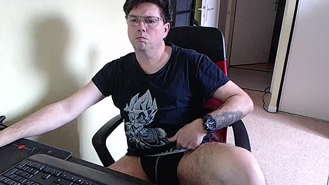 blueandwhite1 online show from 20, 2, 2026