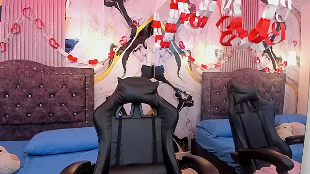 GiaCutee online show from 3, 3, 2026