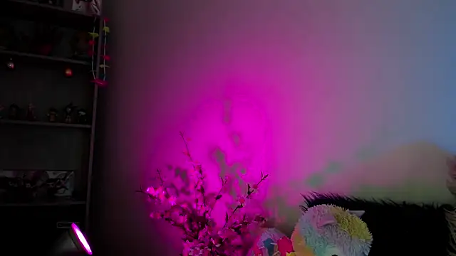  chloe moons  online show from 18, 9, 2025