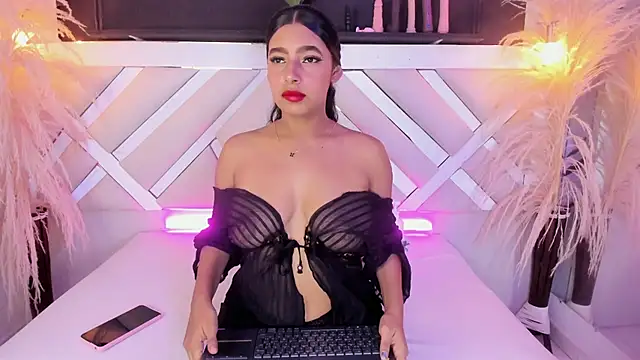 Zoe-Johnson  online show from 12, 4, 2026