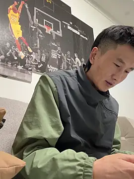 Snapshot of YJBJ258258 chatting on 15, 11, 2025 YJBJ258258 online show from 15, 11, 2025