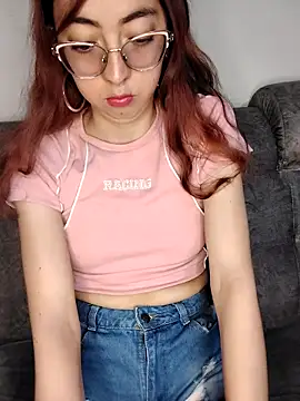 Snapshot of AnnieSparkle chatting on 14, 9, 2025 AnnieSparkle online show from 14, 9, 2025