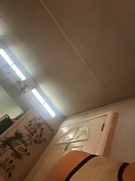 Snapshot of B3toBaby chatting on 7, 1, 2026 B3toBaby online show from 7, 1, 2026