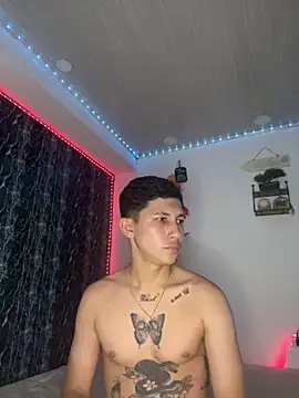 Alejandro BigCock22 online show from 15, 9, 2025