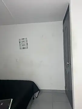 Snapshot of Islarose0_0 chatting on 11, 9, 2025 Islarose0 0 online show from 11, 9, 2025