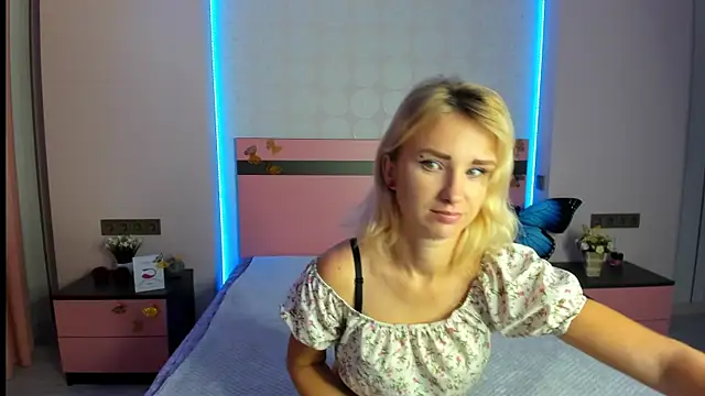 MeryMidnight online show from 30, 9, 2025