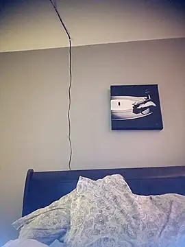 hornylatino702 online show from 13, 2, 2026