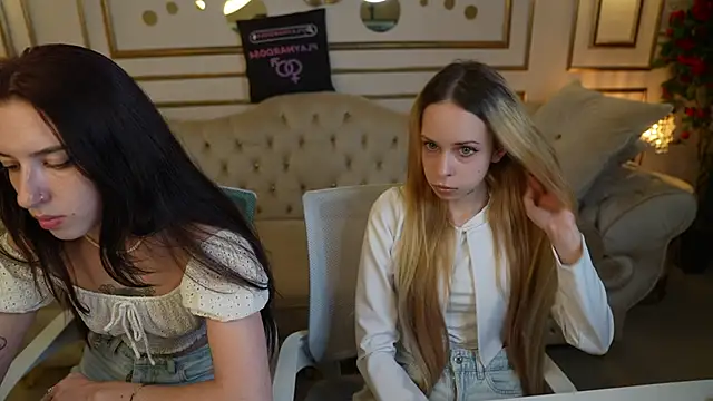  Lili 054 online show from 29, 10, 2025