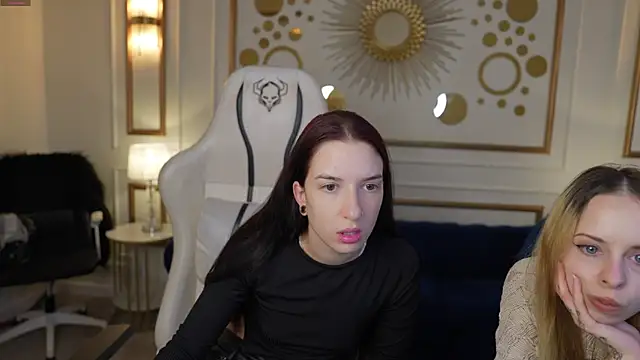  Lili 054 online show from 4, 11, 2025