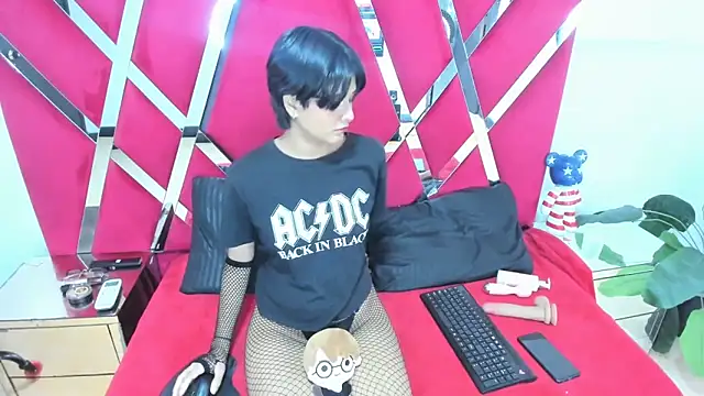 Snapshot of natsumiht chatting on 29, 9, 2025 natsumiht online show from 29, 9, 2025