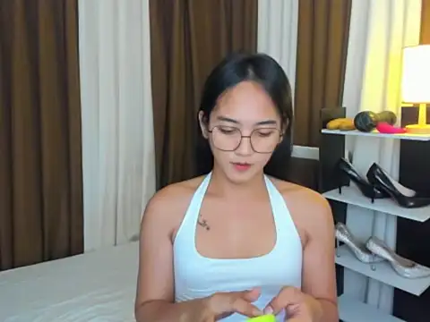 URHottestAngel online show from 12, 9, 2025