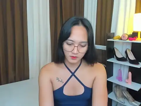 URHottestAngel online show from 23, 9, 2025