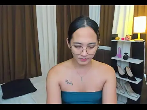 URHottestAngel online show from 8, 10, 2025