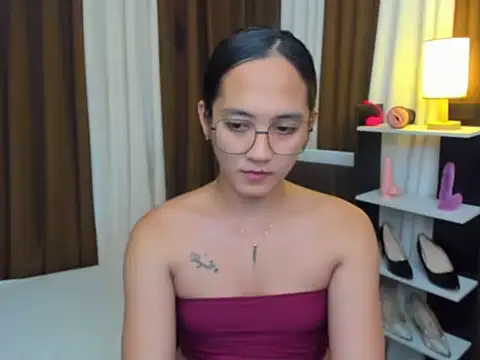 URHottestAngel online show from 27, 10, 2025