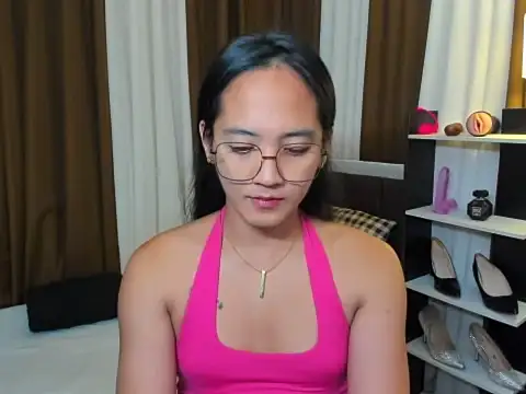 URHottestAngel online show from 6, 11, 2025