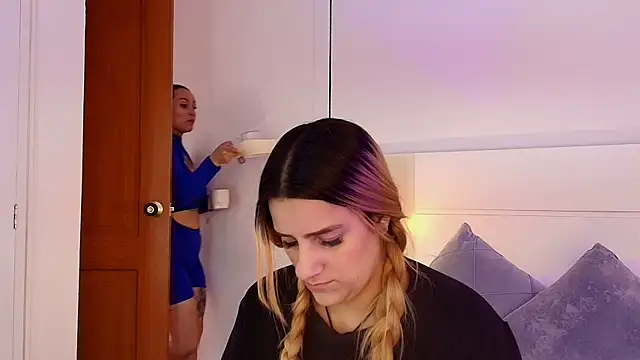 Dakota Megan 69 online show from 13, 10, 2025