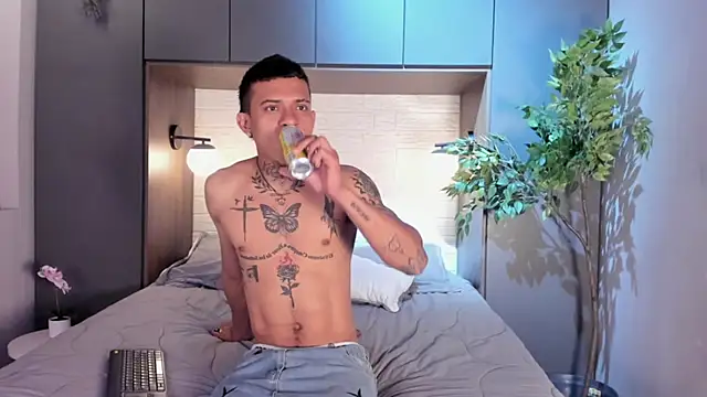 MrJustin  online show from 11, 9, 2025