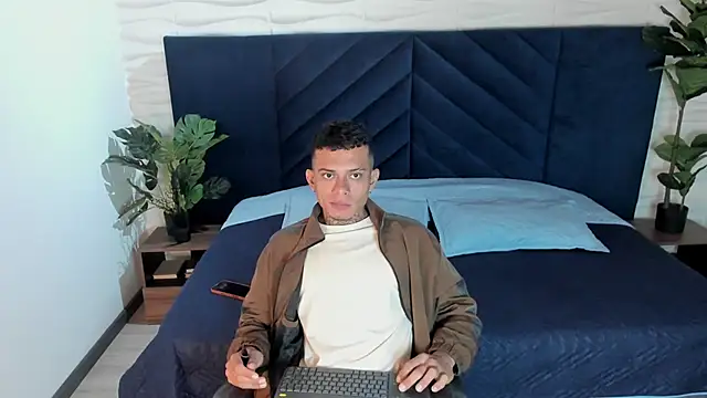 MrJustin  online show from 14, 9, 2025