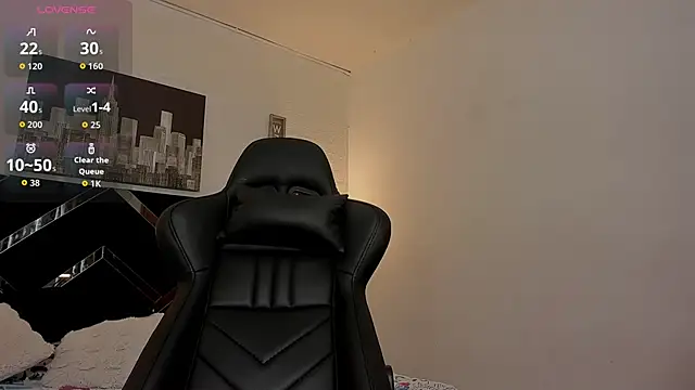 iamCharlotte19 online show from 6, 10, 2025