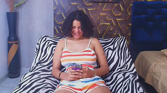 Snapshot of miss_leidy_ chatting on 22, 5, 2026 miss leidy online show from 22, 5, 2026