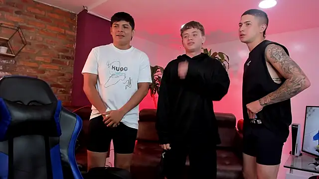 Handsomeboyss19 online show from 7, 11, 2025