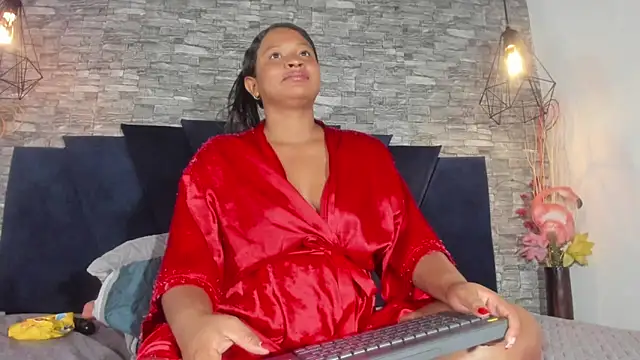 Emily Brown18 online show from 21, 12, 2025