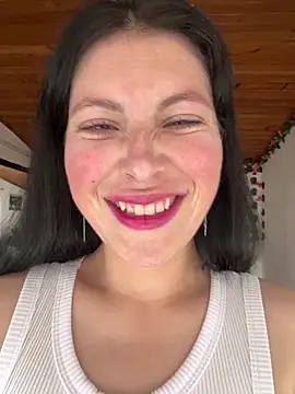 Snapshot of Mia_salinass chatting on 23, 9, 2025 Mia salinass online show from 23, 9, 2025