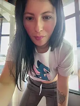 Snapshot of Mia_salinass chatting on 15, 5, 2026 Mia salinass online show from 15, 5, 2026
