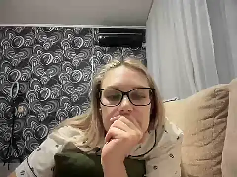 NikexPretty online show from 22, 10, 2025