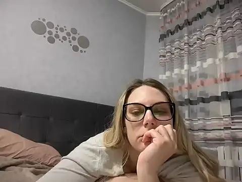 NikexPretty online show from 12, 3, 2026